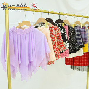 Abbigliamento Usato di Classe KingAAA KungFu, Vendita all'Ingrosso di Vestiti Estivi in Cotone per Donna, Grandi Quantità Personalizzabili - Product Image 6