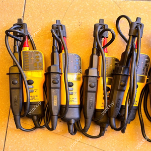 Fluke T130แรงดันไฟฟ้าสองขั้ว & ความต่อเนื่องเครื่องทดสอบโพรบไฟฟ้าหรือ FlukeT130VDE ในสภาพมือสองที่ดี - Product Image 2