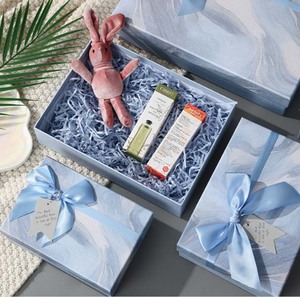Caja Rígida Magnética de Lujo China, Ecológica, Biodegradable, Personalizada de Alta Gama, con Forro de Seda y Laminado Mate - Product Image 3