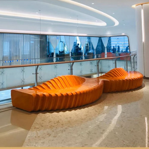 Chaise d'attente interactive extérieure en fibre de verre Dynamic Wave, écologique, durable, facile à nettoyer, pour centre commercial, école, parc, hôtel, salle de sport - Product Image 6