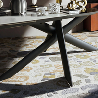 Table à manger extensible moderne et luxueuse sur mesure avec pieds en métal et plateau en verre trempé pour 4 personnes, mobilier de salle à manger d'hôtel