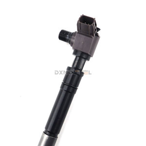 Inyector 23670-0E010 295700-0550 para 2.8L 1GD 2004-2019 - Product Image 1