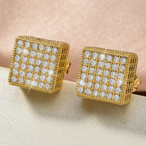 Pendientes de Circonita con Incrustaciones de Diamantes de Imitación en Forma de Cubo, Hipoalergénicos, Chapados en Oro de 18K, para Mujer, Venta al por Mayor - Product Image 2