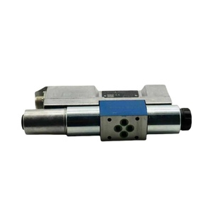 Válvulas Solenoides de Control Hidráulico 4WREE6E32-30/V/24A1 4WREE6E32-30/V/24F1, Válvulas Hidráulicas Proporcionales Direccionales Nuevas - Product Image 4