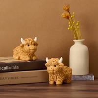 Figurine de vache des Highlands écossais mignonne, statue en résine, sculpture réaliste de veau moelleux, décoration de ferme, cadeaux pour femmes, mamans, amoureux des vaches