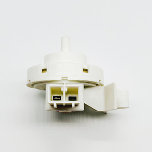 Capteur de niveau d'eau pour lave-linge 10210395 – Pièce électrique en plastique pour appareil électroménager - Product Image 1