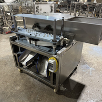Dadelpitmachine Klein Semi-automatische Dadelpitmachine voor dadels