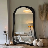 Espejo de cuerpo entero moderno con marco de madera estilo crema, espejo de pared superior arqueado personalizado, espejo de diseño antiguo con espejo de pie.