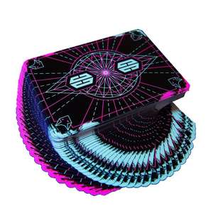 <span class=keywords><strong>Carte</strong></span> fouettée étanche feuille d'or lueur dans <span class=keywords><strong>le</strong></span> noir poker LOGO barre publicitaire cartes à jouer fluorescentes - Product Image 1