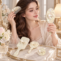 Nouvel ensemble de brosses et peignes en acétate de luxe Newyeah avec nœud élégant en coquille de perle, personnalisable (OEM/ODM) pour le soin quotidien des cheveux des femmes