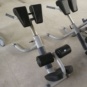 Chaise romaine pour exercices d'hyperextension, renforcement du bas du dos et développement des fessiers - Product Image 3
