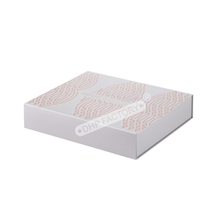 Luxury Cardboard White <b>Foldable</b> Gift <b>Box</b> with Golden Inside for Premium Packaging and Custom Brand Presentation - Product Image 3