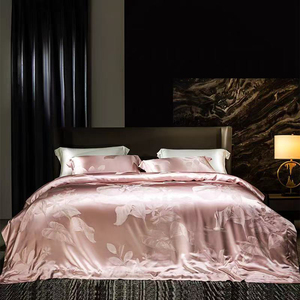 Conjunto de Cama em Seda Jacquard com Estampa Botânica, Capa de Edredom em Cetim Brilhante e Suave para Quarto de Casamento Moderno e Luxuoso - Product Image 1