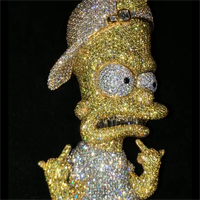 Pendentif Fin Bijou Personnage de Dessin Animé Charme Hip Hop Iced Out Simulation Glock Simpson
