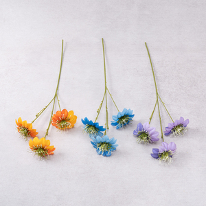 Arrangements floraux artificiels en soie de clematis à 3 têtes, style INS luxe léger, pour salon, table de salle à manger, décoration de table pour B&B et mobilier d'appoint. - Product Image 1