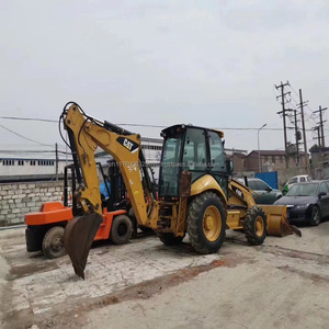 Tilta — tractopelle radiocommandée cat416e, tracteur chenille, avec seau de chargement Frontal et seau de creuser à l'arrière - Product Image 2