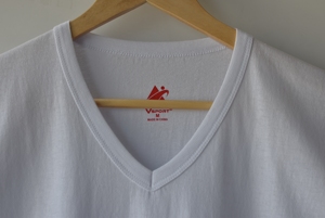 Usine en gros personnalisé 100% coton <span class=keywords><strong>t</strong></span>-<span class=keywords><strong>shirt</strong></span> uni <span class=keywords><strong>blanc</strong></span> col en v hommes <span class=keywords><strong>t</strong></span>-shirts doux fitness <span class=keywords><strong>t</strong></span>-<span class=keywords><strong>shirt</strong></span> femmes - Product Image 4