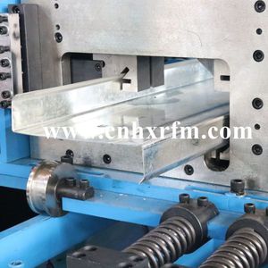 Máquina formadora de rollos de correa <span class=keywords><strong>C</strong></span> <span class=keywords><strong>Z</strong></span> cambiable rápido automático marco de acero y máquinas de correa - Product Image 3