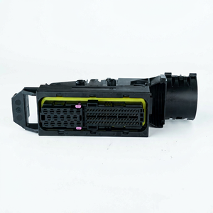 Conector macho negro de 89 pines con cableado, conector multipin - Product Image 1
