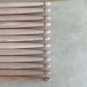 Baquetas de fábrica Standard a Hickory Wood 5a Modelo estándar Promark Baquetas - Product Image 5