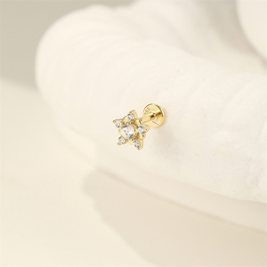Piercings de Cartílago de Plata de Ley 925 con Baño de Oro de 18K, Diseño Floral con Circonita 5A, Joyería para Mujeres y Niñas - Product Image 5