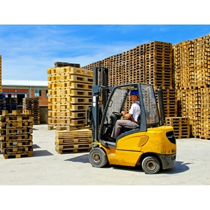 Ventes directes d'usine Nouveau chariot élévateur compact tout terrain à moteur diesel de 5 à 7 tonnes Moteur fort Garantie 1 an Testé Inspecté - Product Image 1