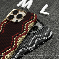 Fibre de carbone motif sceptre serpent rouge pour étui 13/14/15/16 Pro Max magnétique anti-empreintes digitales givré hommes