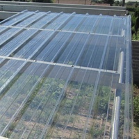 Tôle de toiture en polycarbonate ondulé transparente haute résistance aux chocs pour hôtels - Légère, protection UV et ignifuge