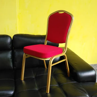 Mobilier de chaise de salle de banquet d'hôtel de mariage rouge de restaurant empilable en gros d'approvisionnement d'usine