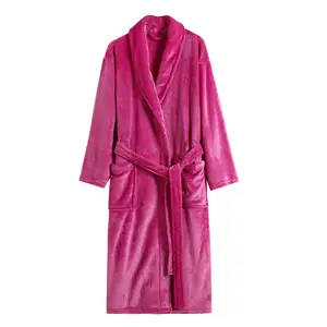 Grosir pakaian mandi flanel panjang hangat mewah kekasih musim dingin longgar dengan kerah jubah mandi bulu malam tebal wanita