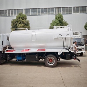 รถบรรทุกดูดสิ่งปฏิกูลดีเซลแบบแมนนวล Dongfeng 4x2 ขนาด 8 ลูกบาศก์เมตร พร้อมปั๊มสุญญากาศ - Product Image 5
