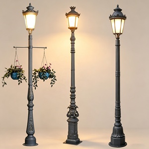 Farola de Jardín Retro Personalizada de Fábrica, Fabricada en Hierro, para Decoración de Jardín, Exteriores, Villas e Iluminación de Paisajes - Product Image 1