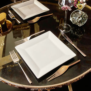 Assiette Carrée Plate en Porcelaine Blanche Premium, Vaisselle Classique pour Restaurant et Hôtel - Product Image 6