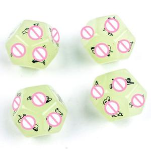 Jeu de dés lumineux pour couples, 12 positions, pour adultes, pour le jeu de rôle, les préliminaires amusants, les jeux romantiques, les jeux coquins, les jouets sexuels brillants - Product Image 4