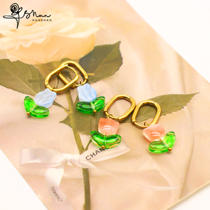 Ensemble de bijoux tendance HWASAN : collier, boucles d'oreilles et bracelet avec pendentif fleur en résine, style quotidien, pour femmes et enfants - Product Image 2