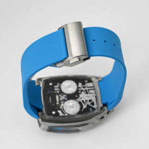 Montre de sport étanche 3ATM pour hommes, boîtier rectangulaire en acier inoxydable, bracelet en silicone, mouvement mécanique automatique personnalisé, ODM OEM - Product Image 4