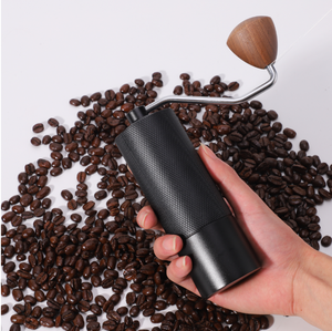 Moulin à café manuel portable avec corps en alliage d'aluminium, meule en acier inoxydable 420, pour usage domestique, mini moulin à expresso avec poignée en bois - Product Image 3