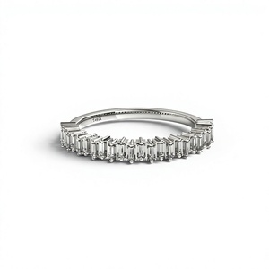 Bague de fiançailles demi-éternité légère en diamant taille baguette droite pour femme, bijoux minimalistes tendance - Product Image 1