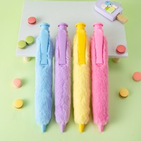 Stylo en peluche super doux de 28 cm, rétractable, en plastique, couleurs macaron, design surdimensionné, cadeau le plus vendu pour Bullet