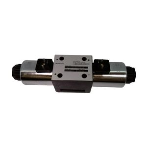 Válvula de Control Direccional Radwell 4We10 G 32 Cg24n9k4 de Cuatro Vías, 315 Bares, 100 L/min, Válvula Hidráulica - Product Image 1