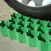 Grilles de stabilisation de gravier en plastique blanc pour pavage de sol robuste, style traditionnel