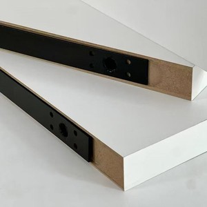 Étagère de rangement murale en MDF rectangulaire blanche pour l'organisation et l'optimisation de l'espace derrière les portes et sur les murs - Product Image 4
