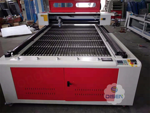 Máquina de Grabado Láser CO2 1325 CNC para Fabricación de Etiquetas de Metal, Corte y Grabado de Etiquetas de Bambú con Rotatorio - Product Image 6