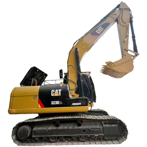 Excavatrice de taille moyenne Caterpillar CAT323D2L d'occasion, 23 tonnes, 90% neuve, excavatrice sur chenilles Caterpillar323D2L, matériel de construction d'occasion - Product Image 1