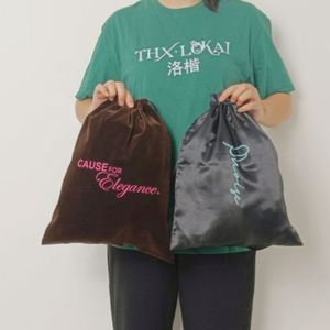 Bolsas de Regalo de Satén Grandes Personalizadas, Bolsitas de Seda para Pelucas, Paquetes de Cabello, Bolsa con Cordón y Logotipo - Product Image 4