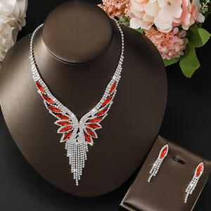 Conjunto de Joyería de Diamantes de Imitación Elegante y Exquisito, Aretes de Dos Piezas, Regalo Conmemorativo - Product Image 2