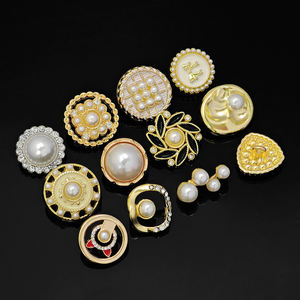 KUNSHUO Botón de Fábrica de Diamantes de Imitación, Ropa de Mujer, Abrigo de Metal Flor Personalizada, Botón de Vástago de Perla para Ropa de Mujer - Product Image 4