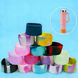 Accessoires de boisson en silicone personnalisés avec logo, gobelet/bouteille pas cher avec base de protection en silicone - Product Image 1