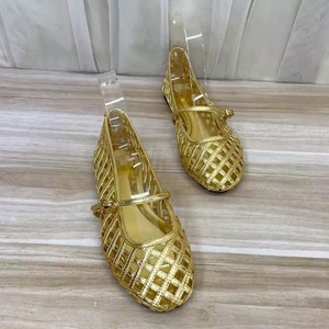 Nuevos Zapatos Planos de Mujer con Malla Calada Estilo Mary Jane, Versátiles, Transpirables y Modernos - Product Image 2