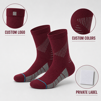 Chaussettes de trekking personnalisées avec logo, chaussettes athlétiques côtelées pour les aventures de randonnée